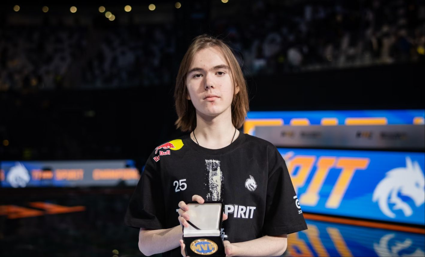 晰地反映出 晰地反映出